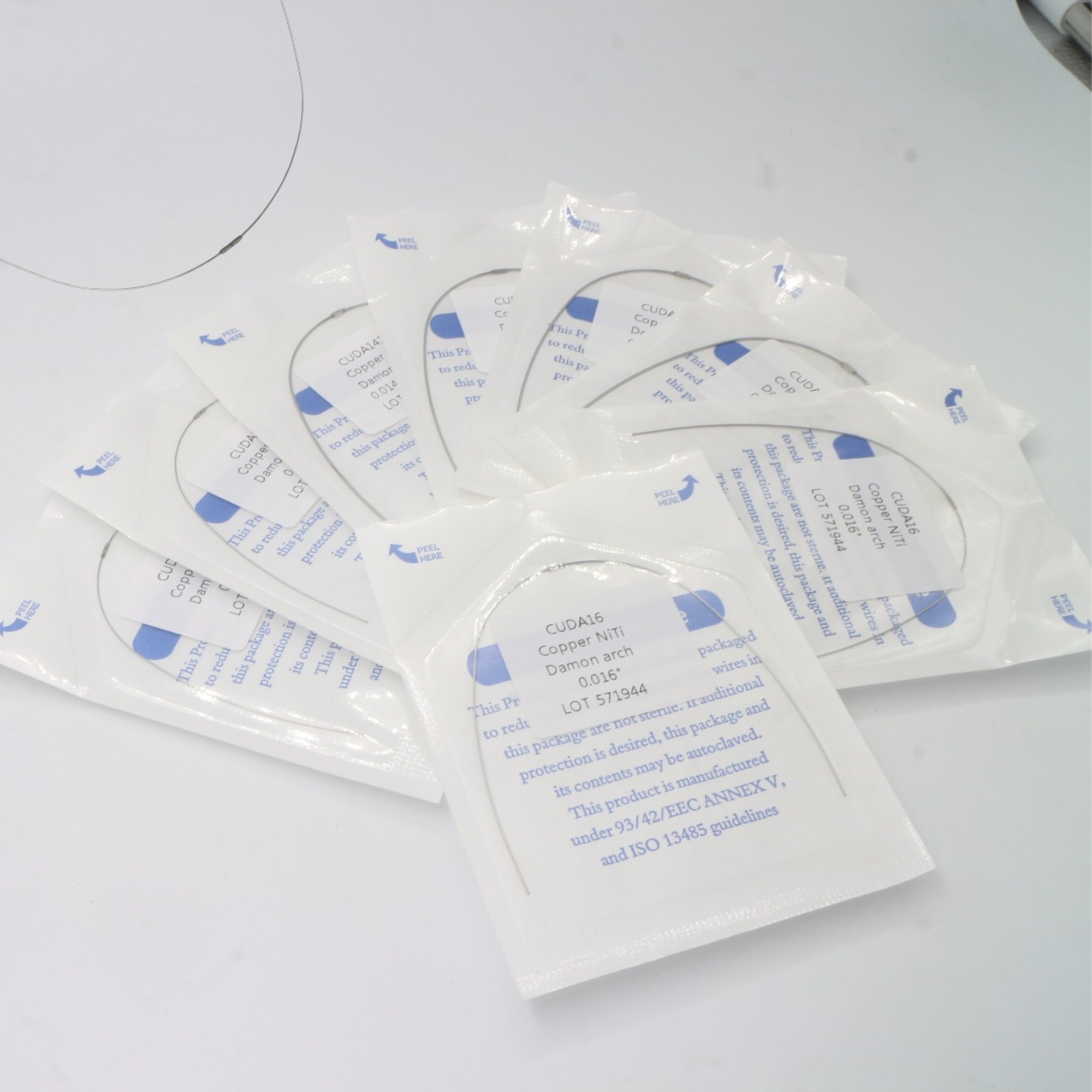 Archwire set of 12 wires with stops